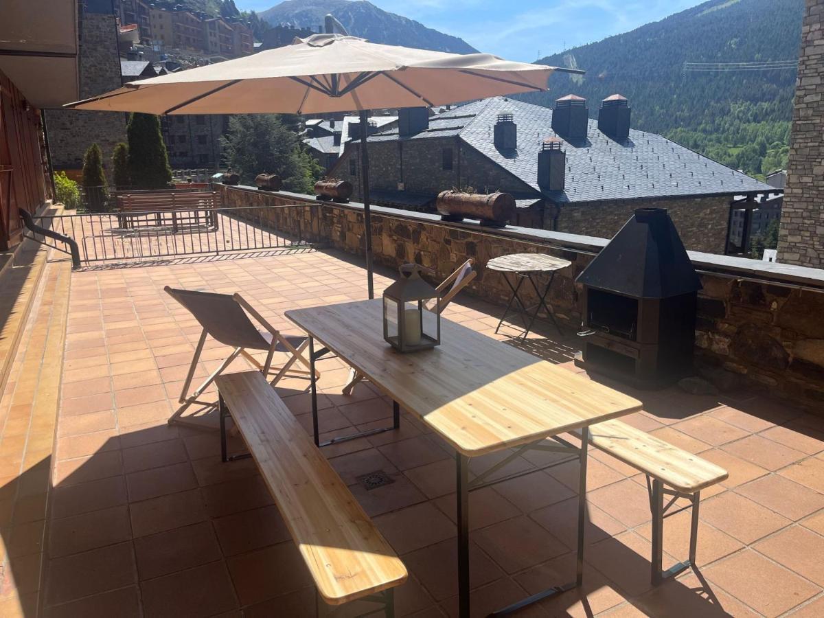 Una Terraza Con Encanto El Tarter Exterior photo
